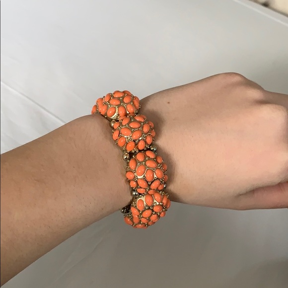 CORAL AND GOLD BRACELET - Picture 2 of 2